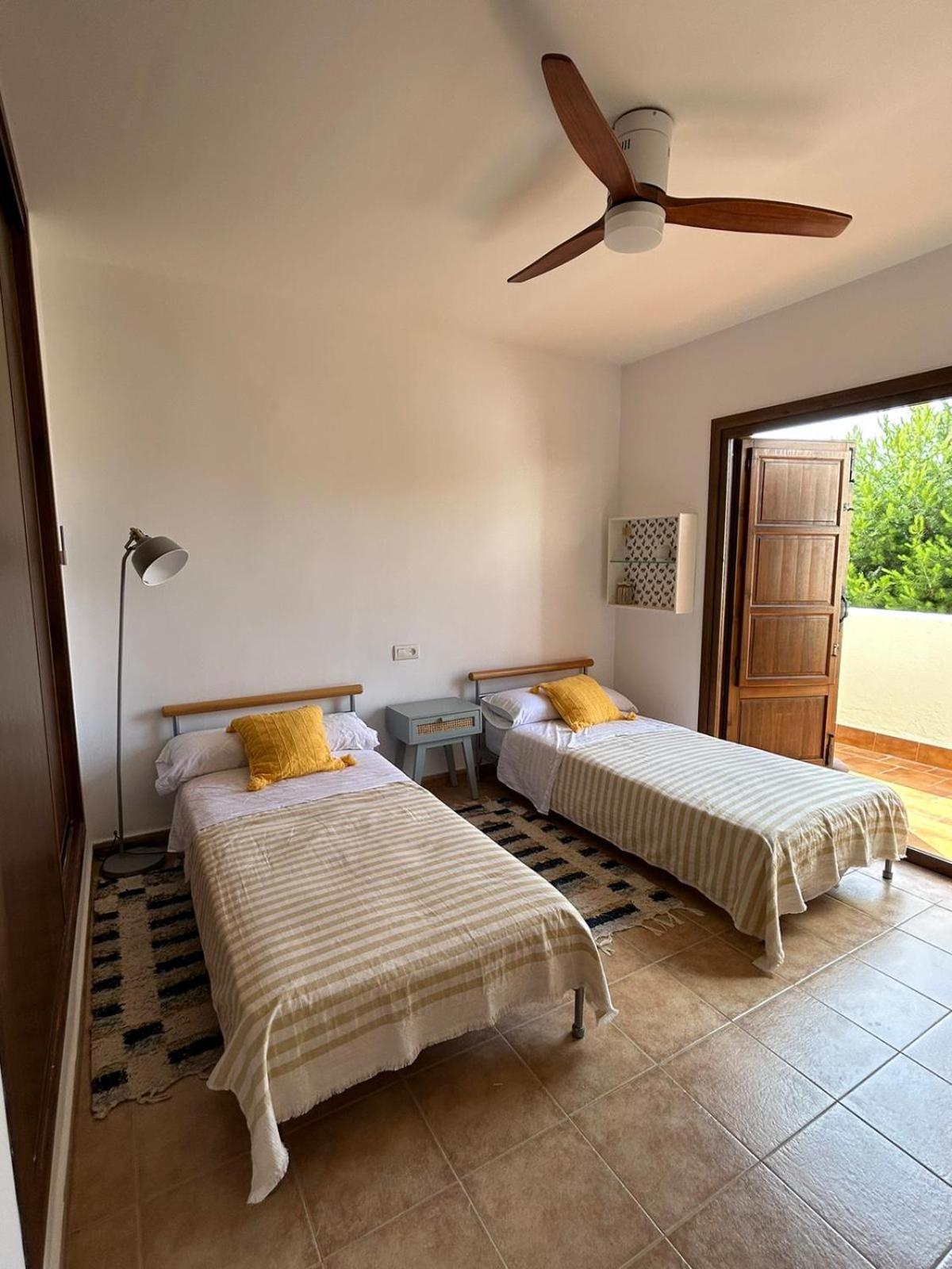 Casa Con Piscina En San Jose Sotillo Extérieur photo